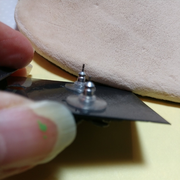 🆕Angel Post Stud Earrings Pewter 1/2" Made in USA - Picture 3 of 7